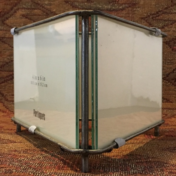 Photo Frame 4x6 - 6 Photos Glass & Metal New - Picture 2 of 6